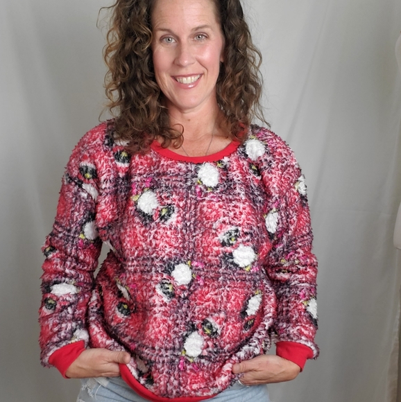 No Boundaries fleece penguin Christmas sweatshirt - Picture 4 of 9